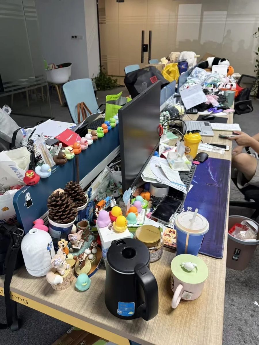 义乌办公工位回收展示图片，电话15737310272义乌高价上门回收